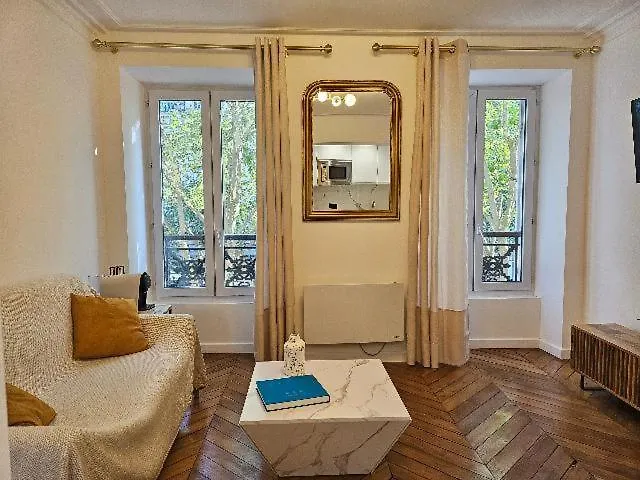 Magnifique Appartement , 2 Chambres 0*, Paris