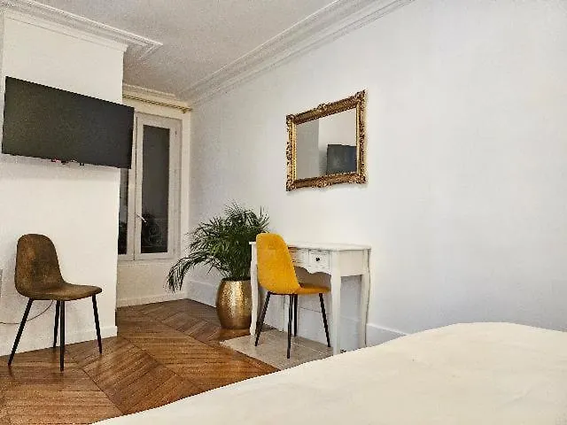 Magnifique Appartement , 2 Chambres Homestay Paris